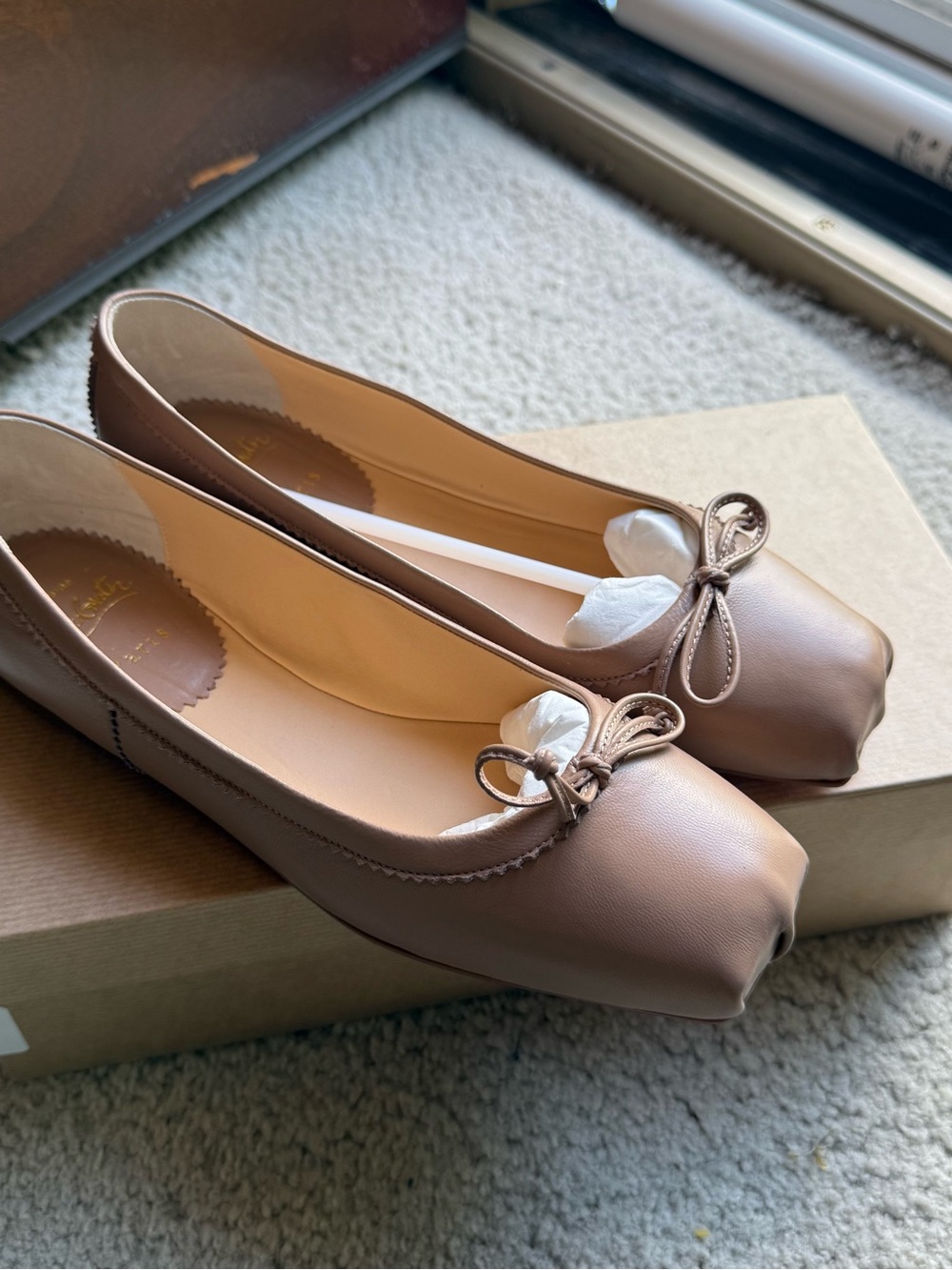 Christian Louboutin Mamadrague Napa Bow Ballerina Flats